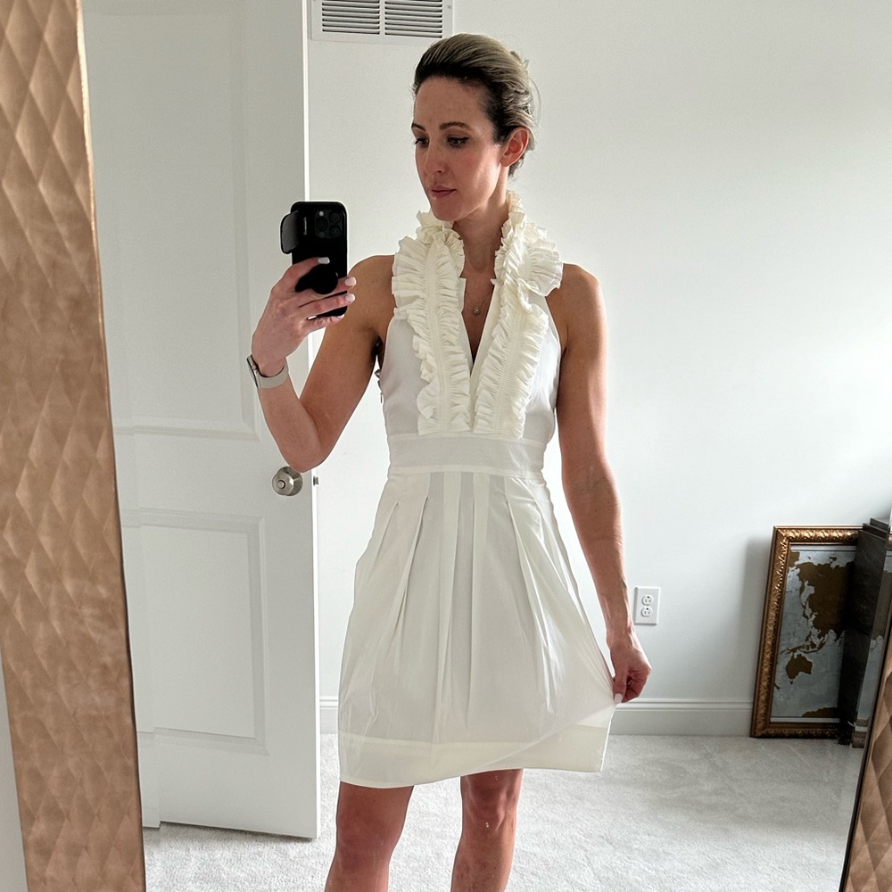 BCBG Maxazria size 4 white ruffled neck halter dress